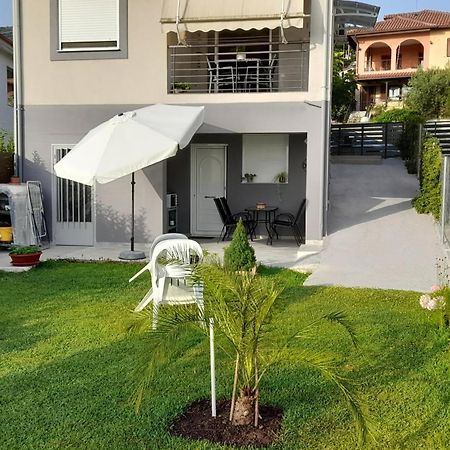 Lia'S Studio Skotina Exterior foto